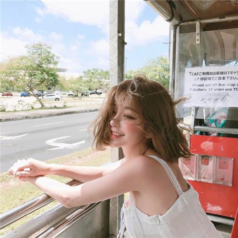 性感迷人大胸美女系列微信头像合集下载