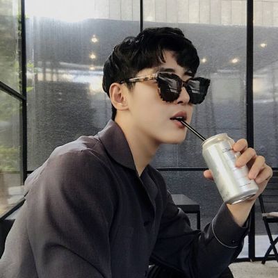 帅气迷人暖男系列微信头像合集下载