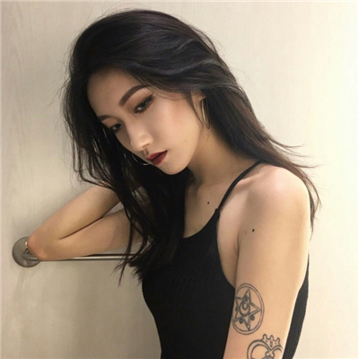 性感撩人微信女生闺蜜头像下载