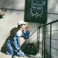 帅气冷酷御姐范美女微信头像下载