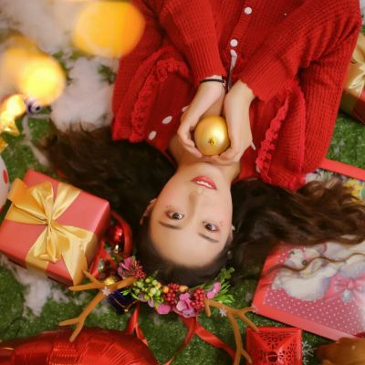 可爱萌萌哒的圣诞节主题微信女生头像合集下载