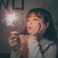 帅气冷酷御姐范美女微信头像下载
