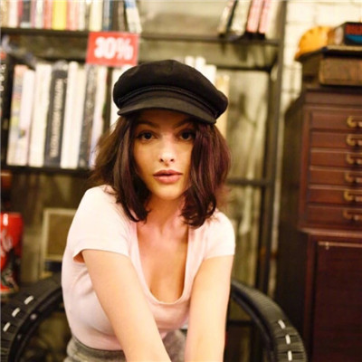 性感优雅欧美大胸美女微信头像合集下载