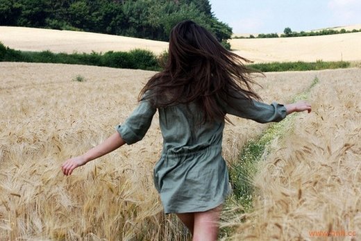 孤独唯美女生背影系列微信图片下载