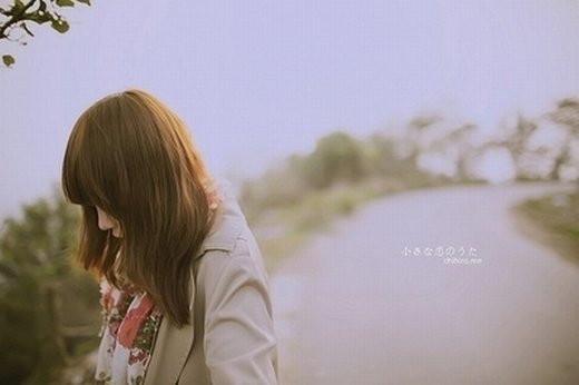 孤独唯美女生背影系列微信图片下载