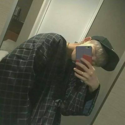 微信唯美意境伤感男生头像合集下载