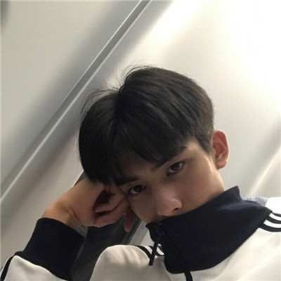 干净帅气微信小鲜肉头像合集下载