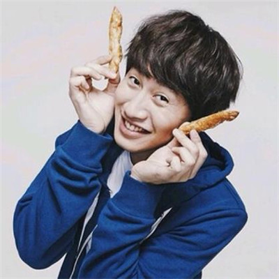 帅气韩国欧巴李光洙微信个性头像下载
