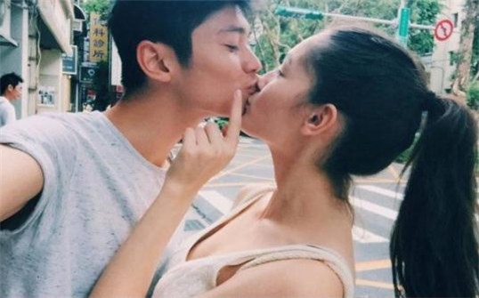 浪漫唯美微信情侣图片合集下载