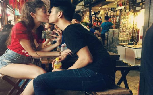 浪漫唯美微信情侣图片合集下载