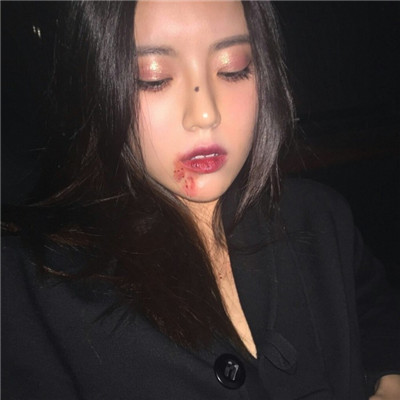 微信最新2018超拽炫酷女生头像套图下载