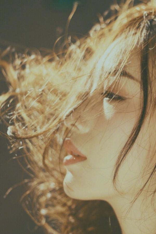 可爱小清新美女微信相册封面配图下载