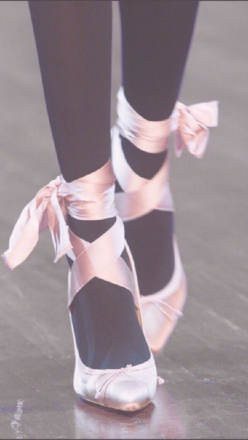 可爱小清新美女微信相册封面配图下载