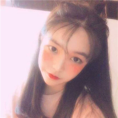 微信最新血腥恐怖风格病态女生头像下载