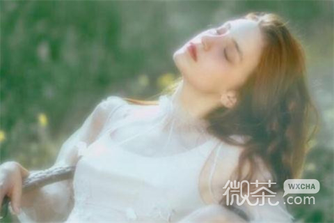 2018微信个性霸气欧美女生套图下载