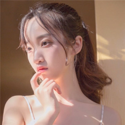 2018微信最火爆的N个女生头像合集下载