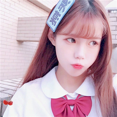 2018微信最火爆的N个女生头像合集下载