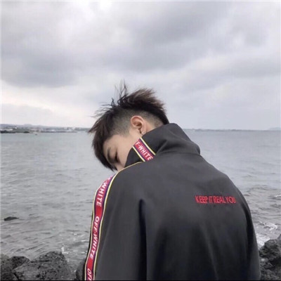 高冷帅气风格微信最新男生头像合集下载