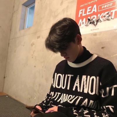 成熟稳重微信2018最新帅气男生头像合集下载