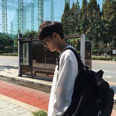 成熟稳重微信2018最新帅气男生头像合集下载