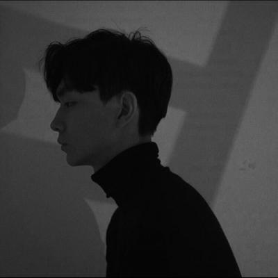 成熟稳重微信2018最新帅气男生头像合集下载