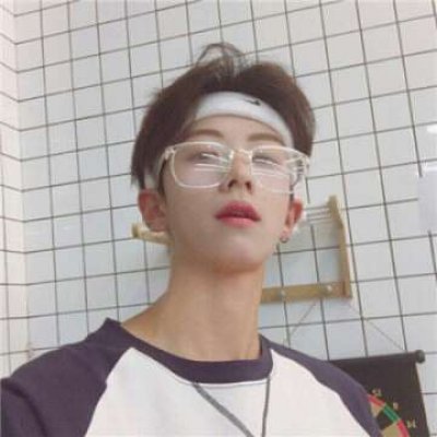 2018微信最新帅气非主流男生系列头像合集下载