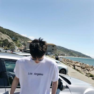 2018微信最新帅气非主流男生系列头像合集下载