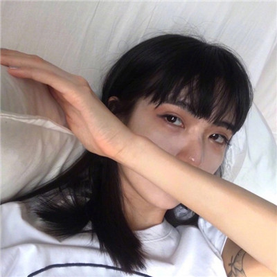 2018微信最新帅气欧美风女生头像合集下载