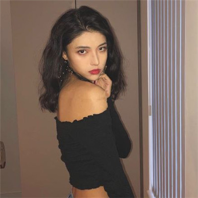 微信六月最新唯美伤感风格女生背影头像合集下载