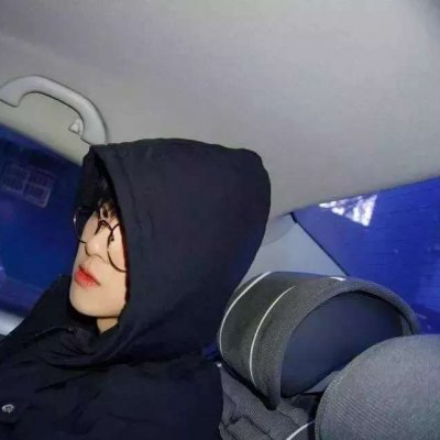 帅气个性微信最新流行风格小鲜肉头像套图下载