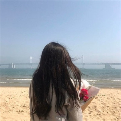 微信六月最新唯美伤感风格女生背影头像合集下载