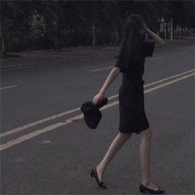 微信六月最新唯美伤感风格女生背影头像合集下载