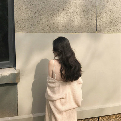微信六月最新唯美伤感风格女生背影头像合集下载