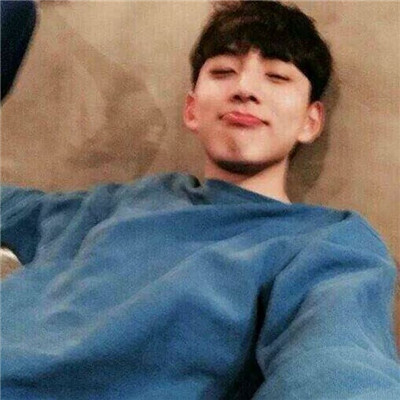 2018微信最新帅气阳光风格男生头像合集下载