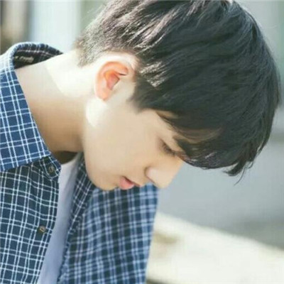 2018微信最新帅气阳光风格男生头像合集下载