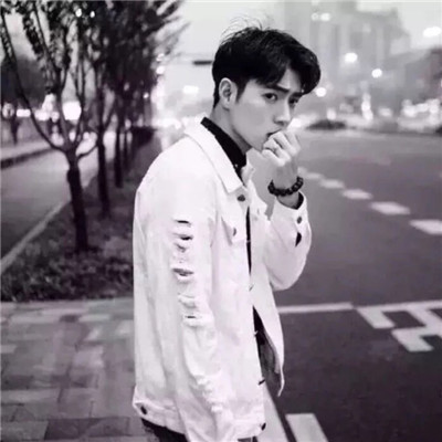 2018微信最新帅气阳光风格男生头像合集下载