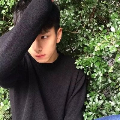 2018微信最新帅气阳光风格男生头像合集下载