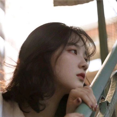 2018微信最新唯美伤感短发女生头像合集下载