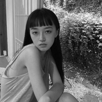 2018微信最新唯美黑白伤感风格女生头像合集下载