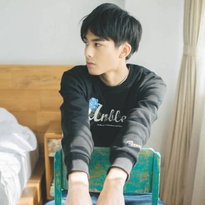 阳光少年微信头像