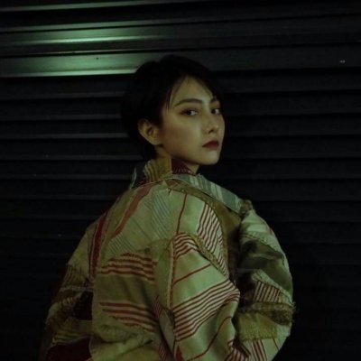 快手玩网女头像。