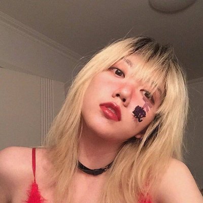 快手玩网女头像。