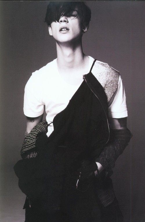 微信欧美范男生聊天背景