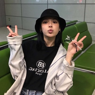 绿色系女生微信头像