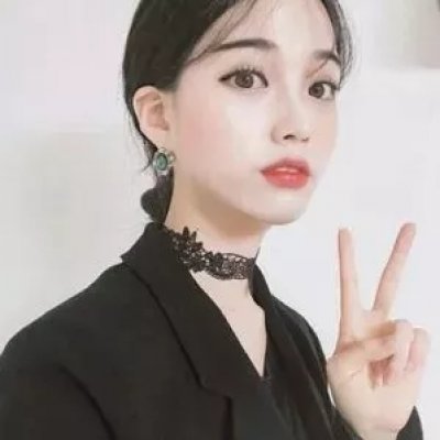 小时候我们很纯真微信御姐头像