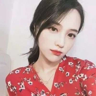 小时候我们很纯真微信御姐头像