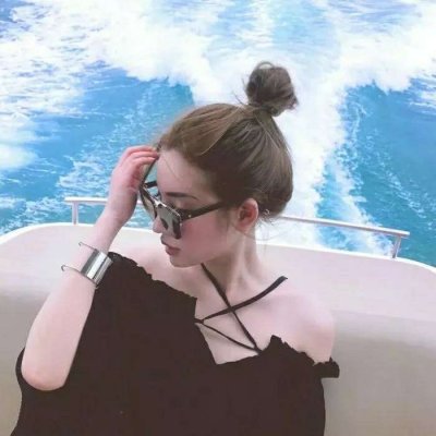 小时候我们很纯真微信御姐头像