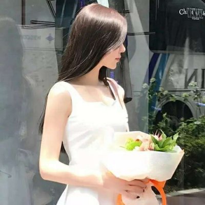 小时候我们很纯真微信御姐头像