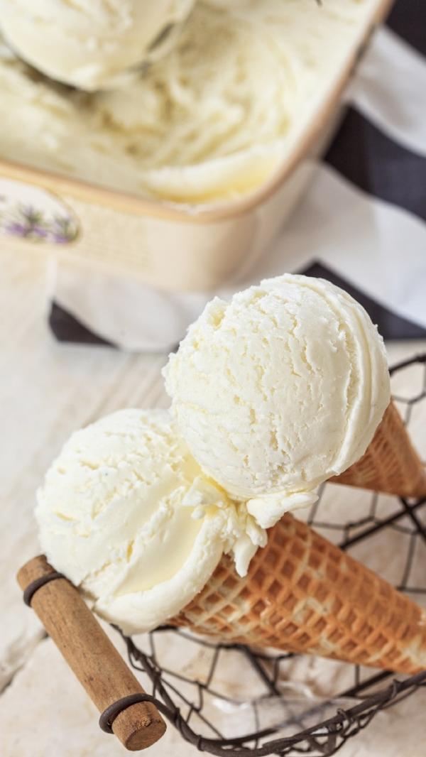 唯美小清新夏日冰淇淋微信图片