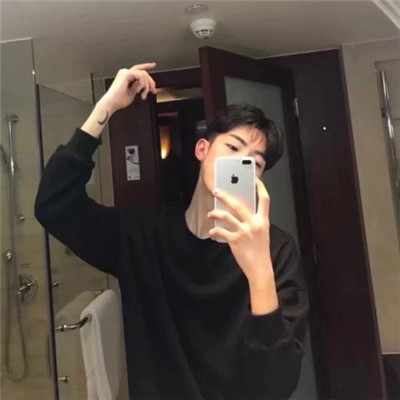 2018微信男生伤感头像集合